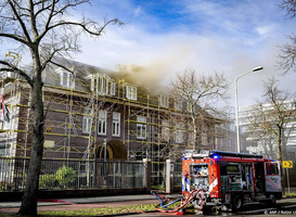 Christelijk Gymnasium Sorghvliet ontruimd vanwege brand in ambassade van Irak